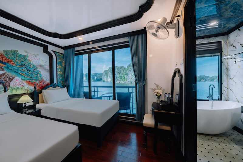 Deluxe family cabin 2