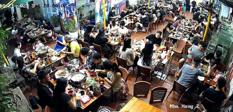 Seafood buffet restaurant in Cat Ba 17