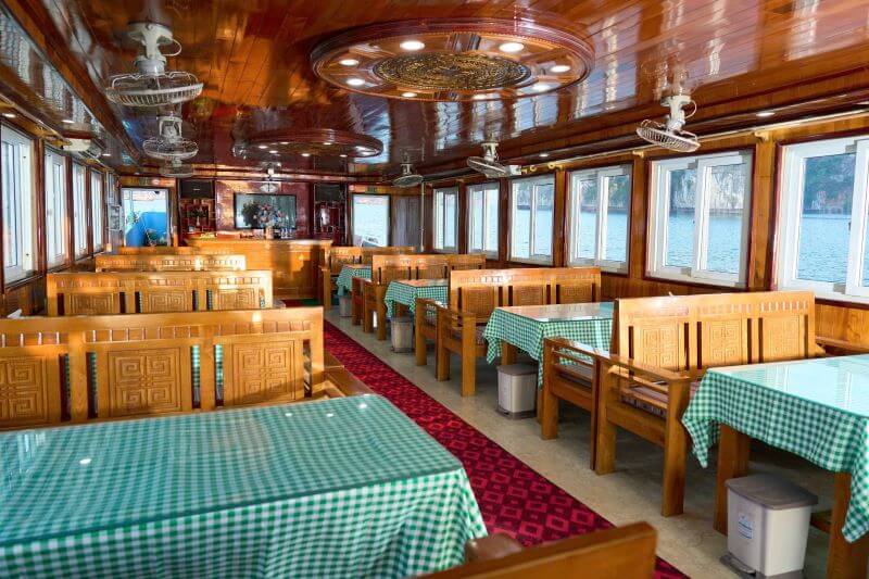 best-lan-ha-bay-cruises-from-luxury-to-budget-options.jpg
