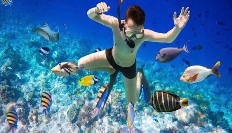 Snorkeling in Co To