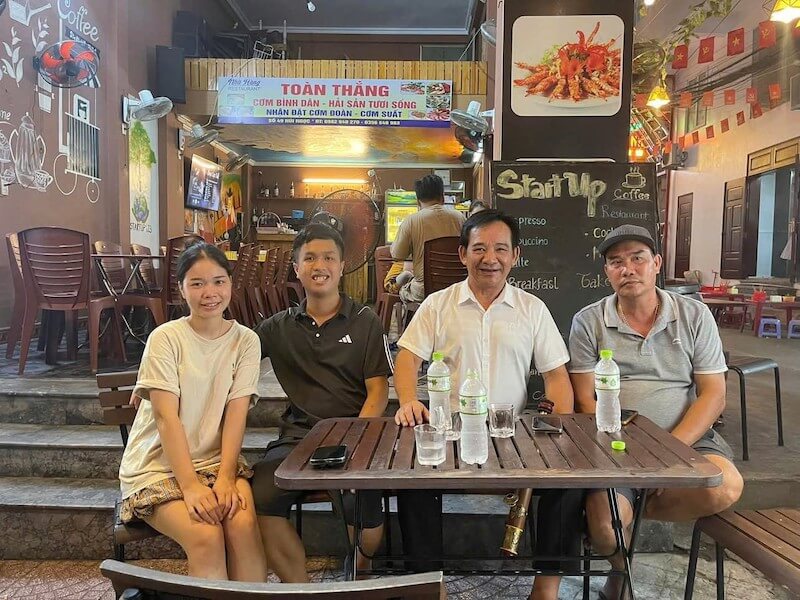 Budget local restaurant 1