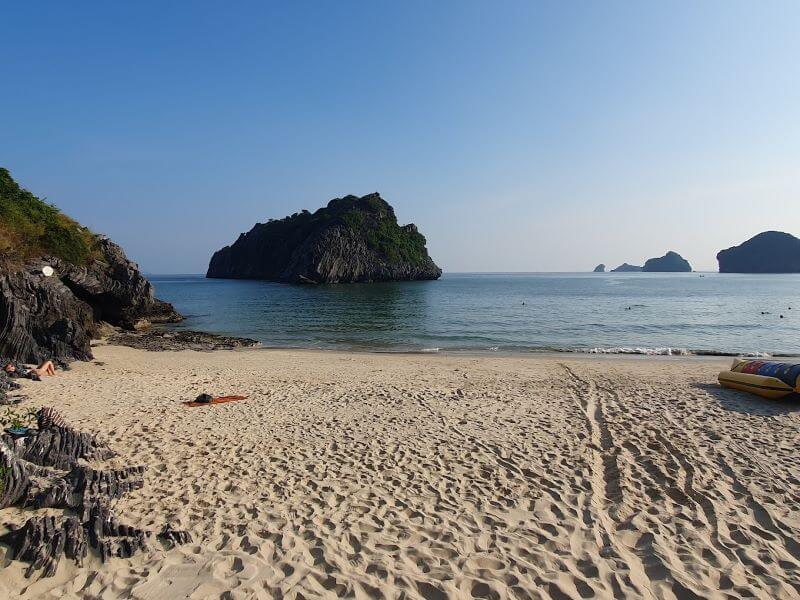 cat-ba-beaches.jpg