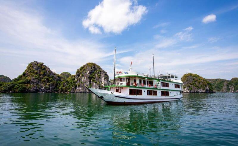 top-4-best-lan-ha-bay-overnight-cruises-from-cat-ba.jpg