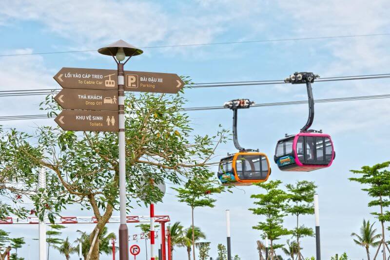 Cable-car-cat-ba-guide.jpg