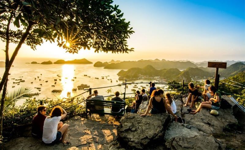 cat-ba-cannon-fort-historic-landmark-with-the-best-bay-views.jpg