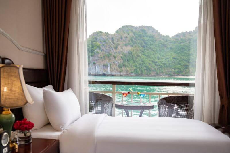 dora-cruise-5-star-overnight-lan-ha-bay-trip-from-tuan-chau-marina.jpg