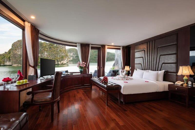 lan-ha-ha-long-overnight-cruises-from-tuan-chau-5-best-options.jpg