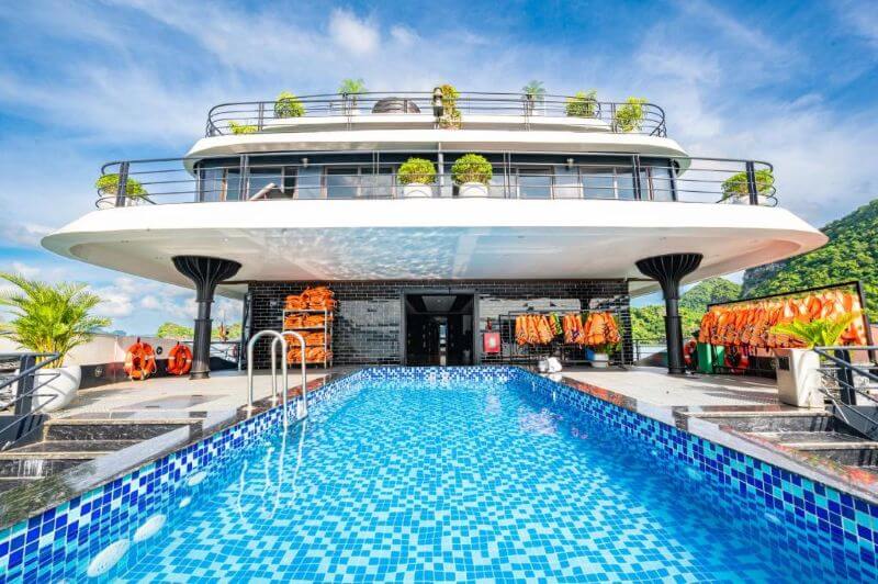 lan-ha-ha-long-overnight-cruise.jpg