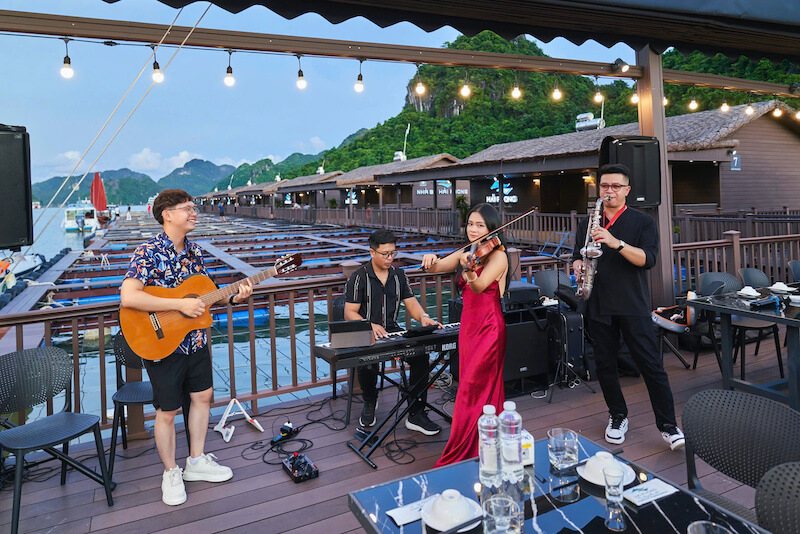 Hai Phong Cat Ba Floating house 04