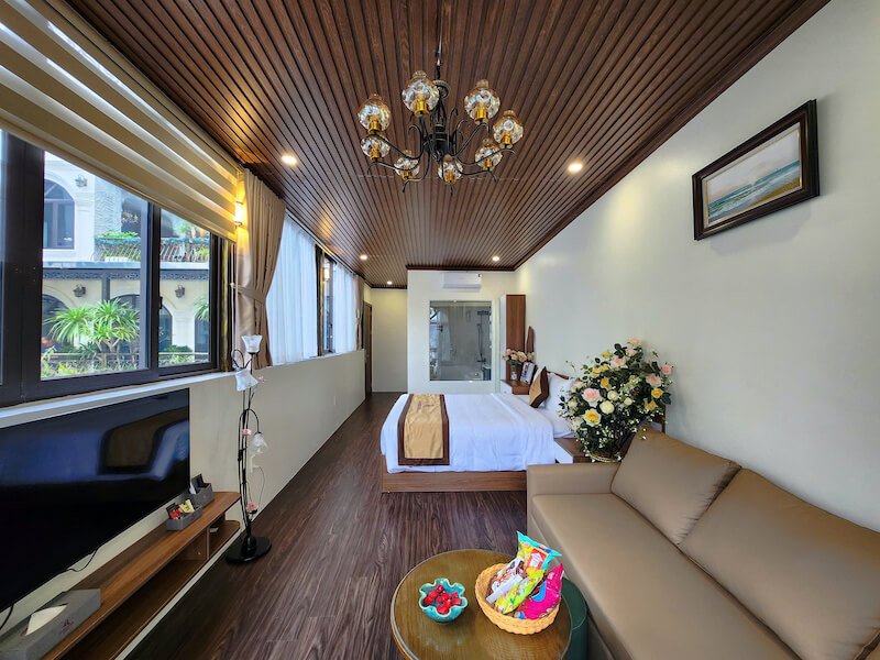 Roza Palace Cat Ba Hotel 22