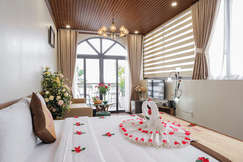 Roza Palace Cat Ba Hotel 20