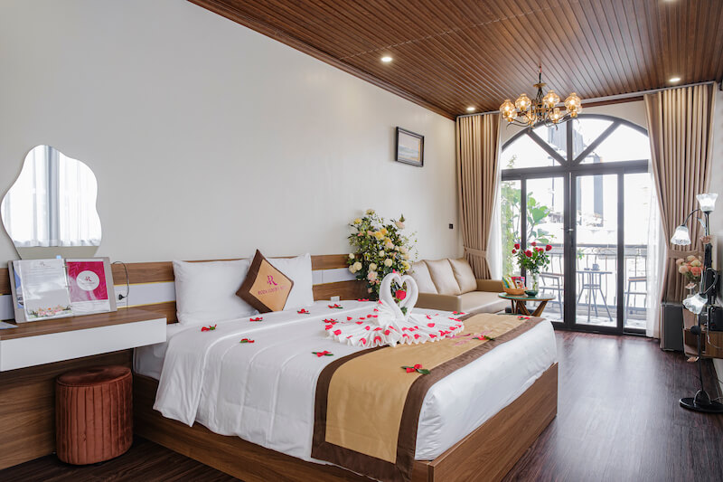 Roza Palace Cat Ba Hotel 3