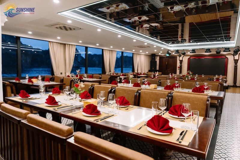 Top 6 star Lan Ha Bay day cruise 21