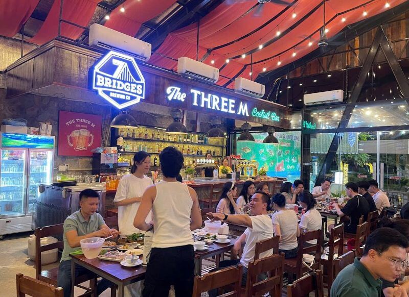 top-9-cat-ba-seafood-restaurants-for-fresh-island-flavors.jpg