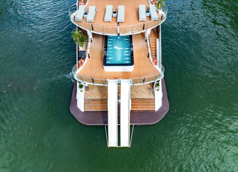 serenity-grandeur-6-star-cruise.jpg