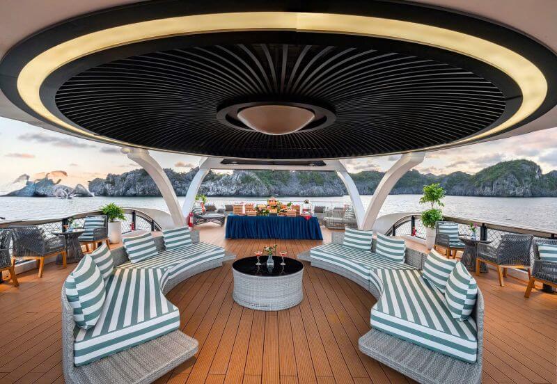 serenity-grandeur-6-star-cruise.jpg