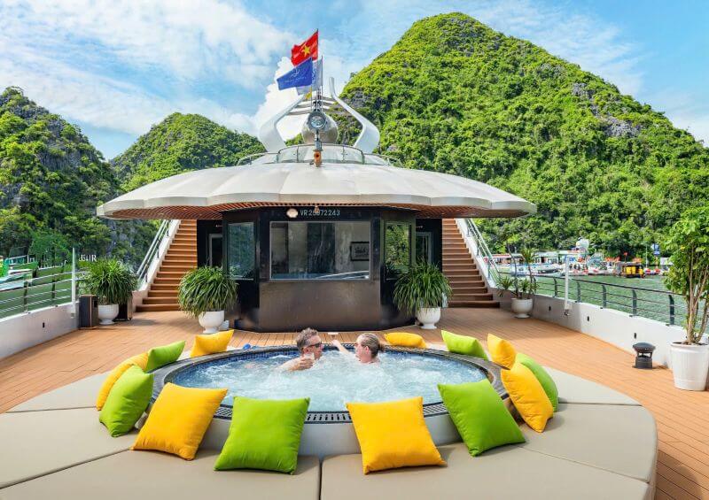 serenity-grandeur-6-star-cruise.jpg