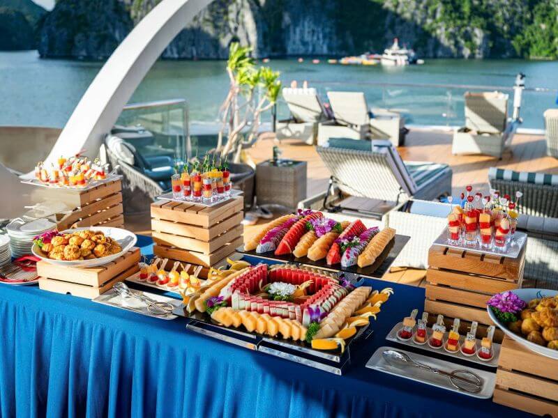 serenity-grandeur-6-star-cruise.jpg