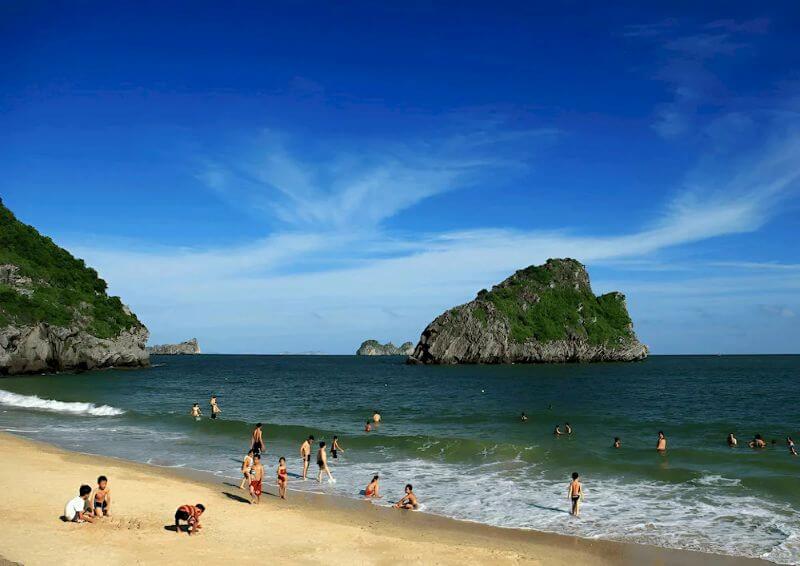 tung-thu-beach-in-cat-ba-a-hidden-gem-beyond-the-crowds.jpg