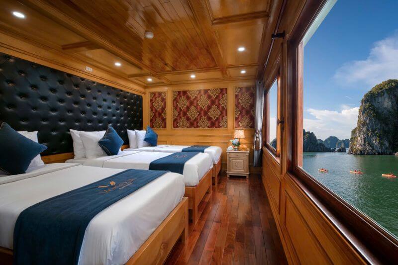 venezia-cruise-3-star-overnight-journey-in-halong-and-lan-ha-bay.jpg