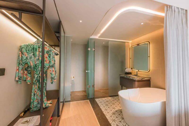 best-hotels-in-cat-ba-for-every-traveler.jpg