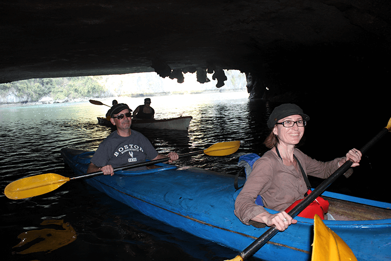 Kayaking at Dark & Bright cave area