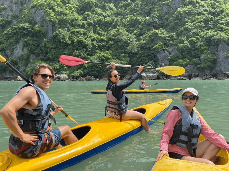 Kayak at Dark & Bright cave