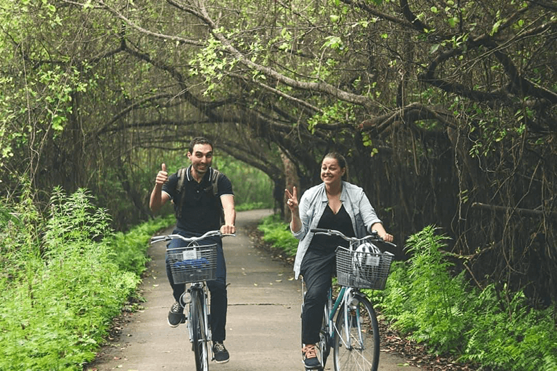 Cycle to Viet Hai Village