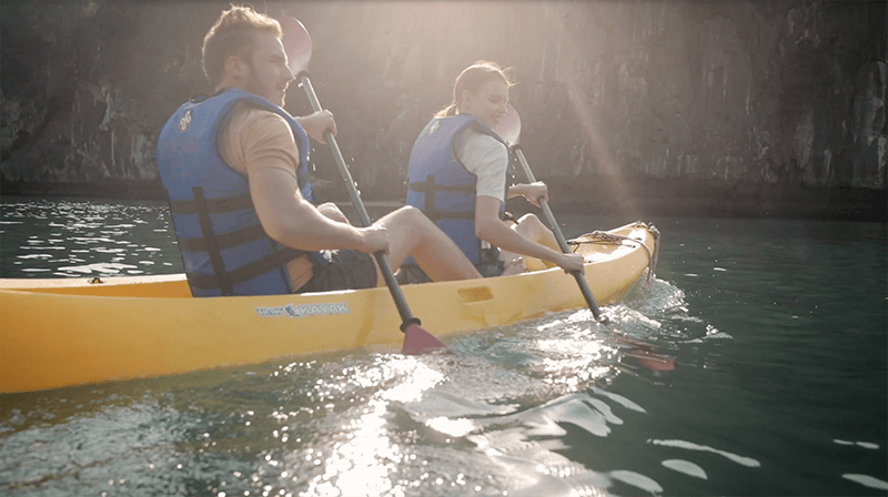 Kayaking at Dark & Bright cave area